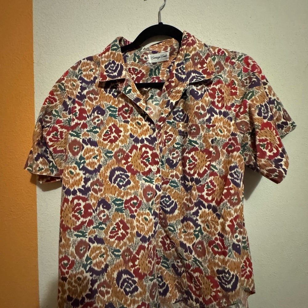 Vintage Carriage Court Multicolor Floral Blouse